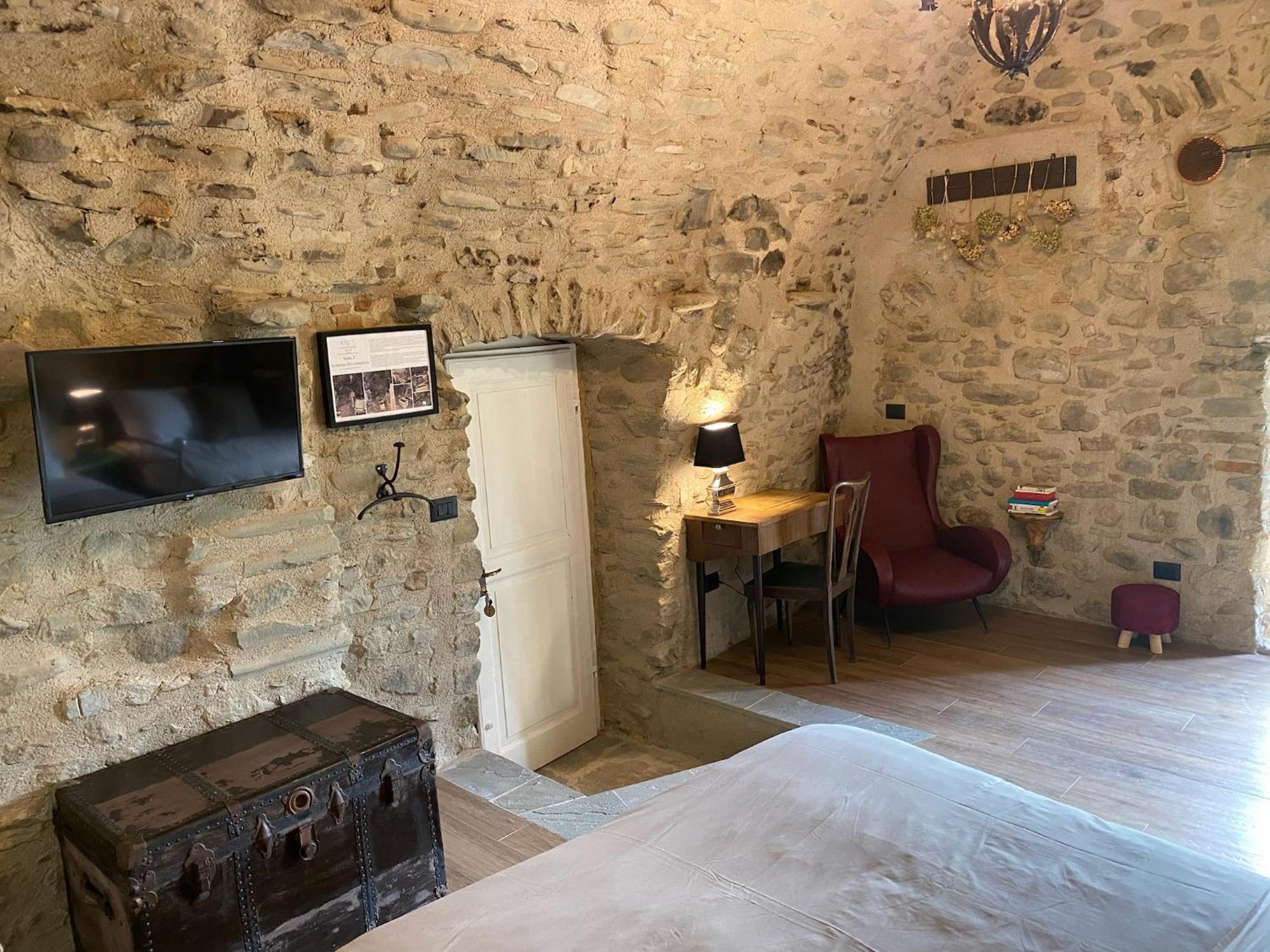 La Casa Medievale Suites E Spa Pontremoli Kültér fotó