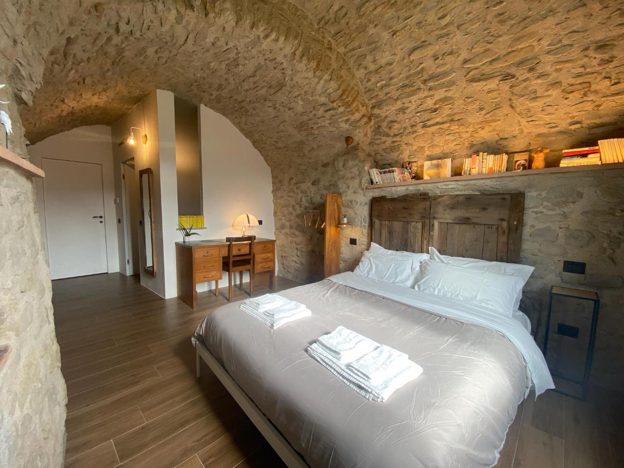 La Casa Medievale Suites E Spa Pontremoli Kültér fotó