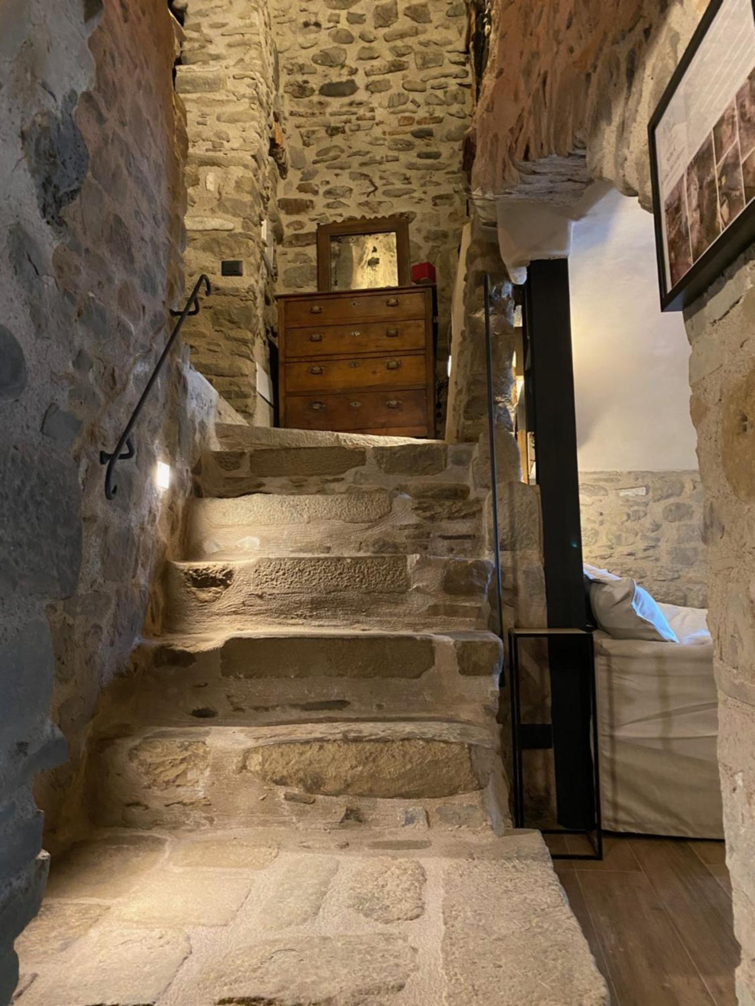 La Casa Medievale Suites E Spa Pontremoli Kültér fotó